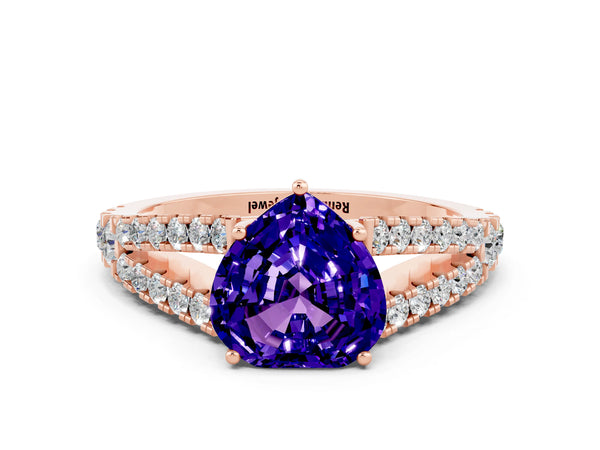 Rose gold Heart Cut Tanzanite Split Shank Pavé Engagement Ring with Four-Prong Setting