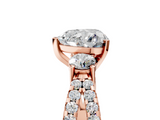 Rose gold Heart Three-Stone Diamond Ring with Pavé Split Shank and Four-Prong Setting_91