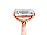 Rose gold Heart and Emerald Cut Toi Moi Ring with Prong Setting_54