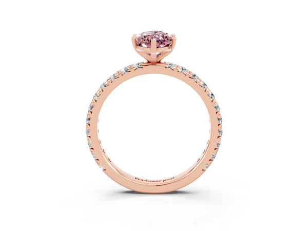 Rose gold Marquise Cut Cut Diamond Pavé Band with Four-Prong Setting