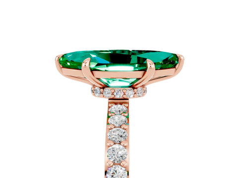 Rose gold Marquise Cut Emerald Solitaire Engagement Ring with Pavé Band and Four-Prong Setting_5