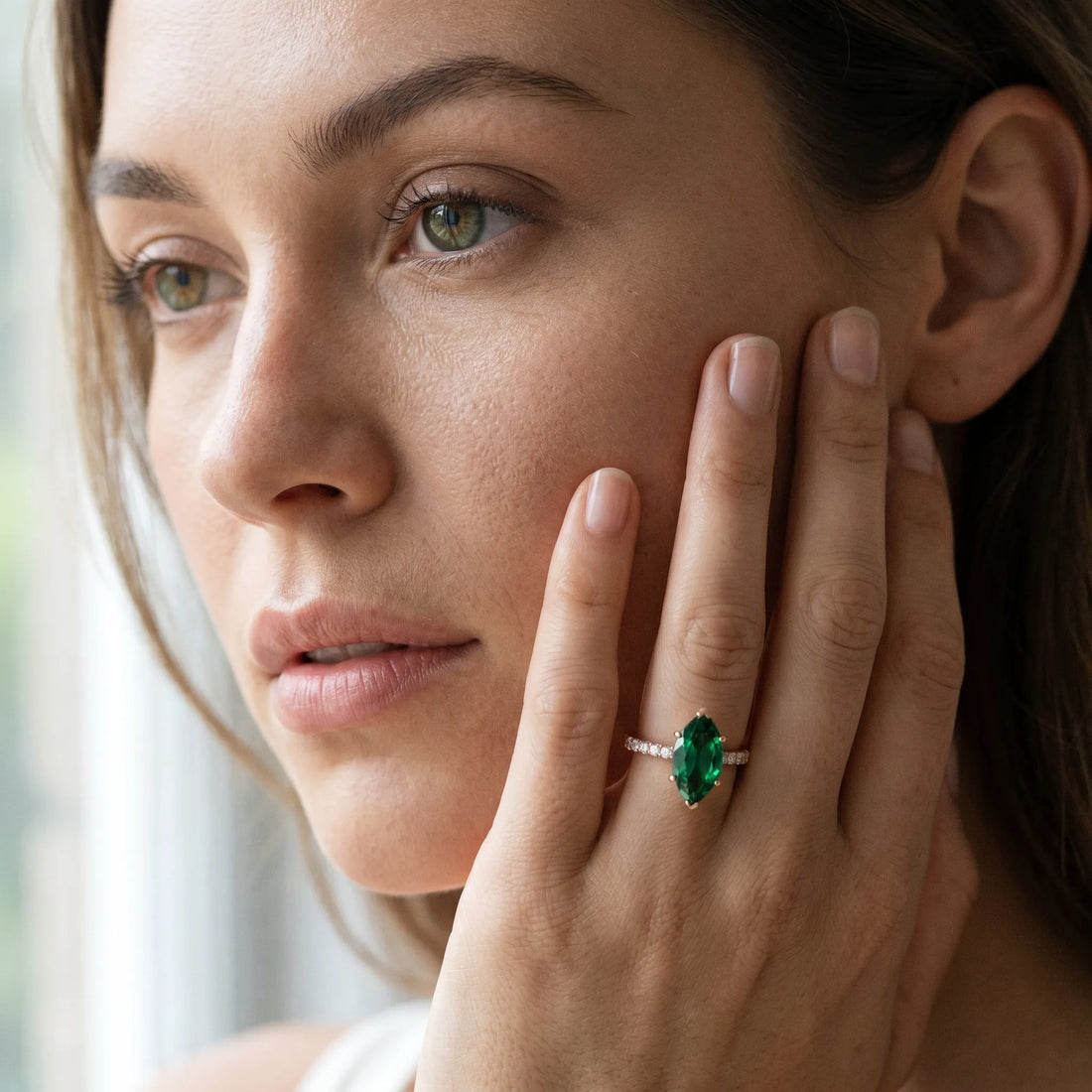 Rose gold Marquise Cut Emerald Solitaire Ring with Round  Pavé Band and Four-Prong Setting_43