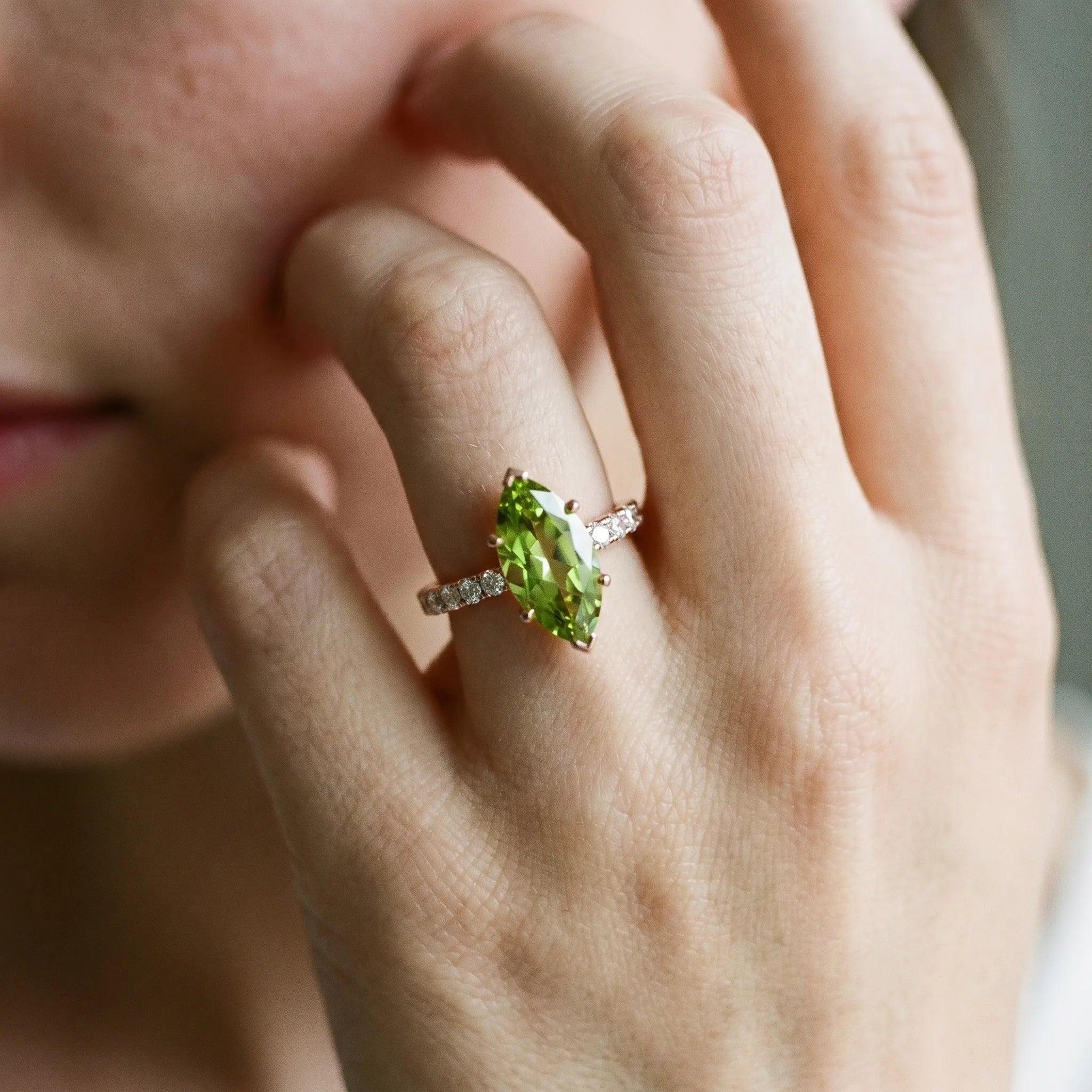 Rose gold Marquise Cut Peridot Solitaire Ring with Round  Pavé Band and Four-Prong Setting_32