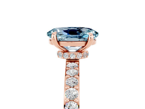 Rose gold Oval Cut Aquamarine Solitaire Engagement Ring with Pavé Band and Four-Prong Setting_5