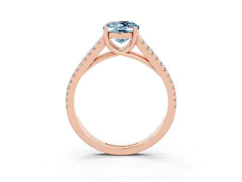 Rose gold Oval Cut Aquamarine Solitaire Engagement Ring with Split Shank Pavé Band_3