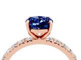 Rose gold Oval Cut Cut Diamond Pavé Band with Four-Prong Setting_4