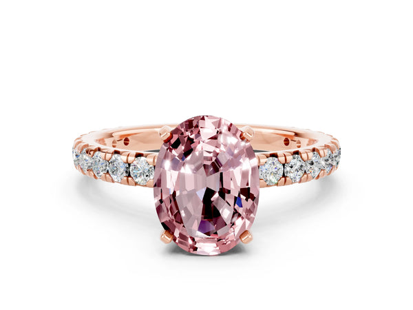 Rose gold Oval Cut Cut Diamond Pavé Band with Four-Prong Setting