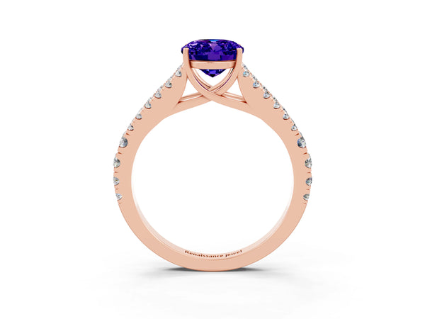 Rose gold Oval Cut Tanzanite Split Shank Engagement Ring with Round Pavé and Prong Setting