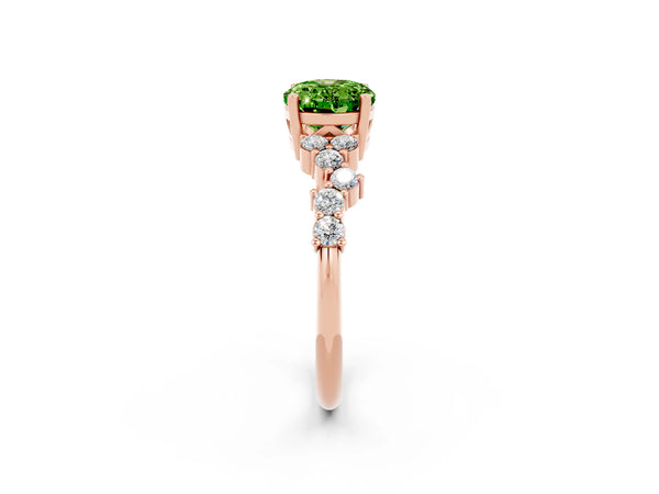 Rose gold Oval Cut Diamond Cluster Pavé Band with Four-Prong Setting
