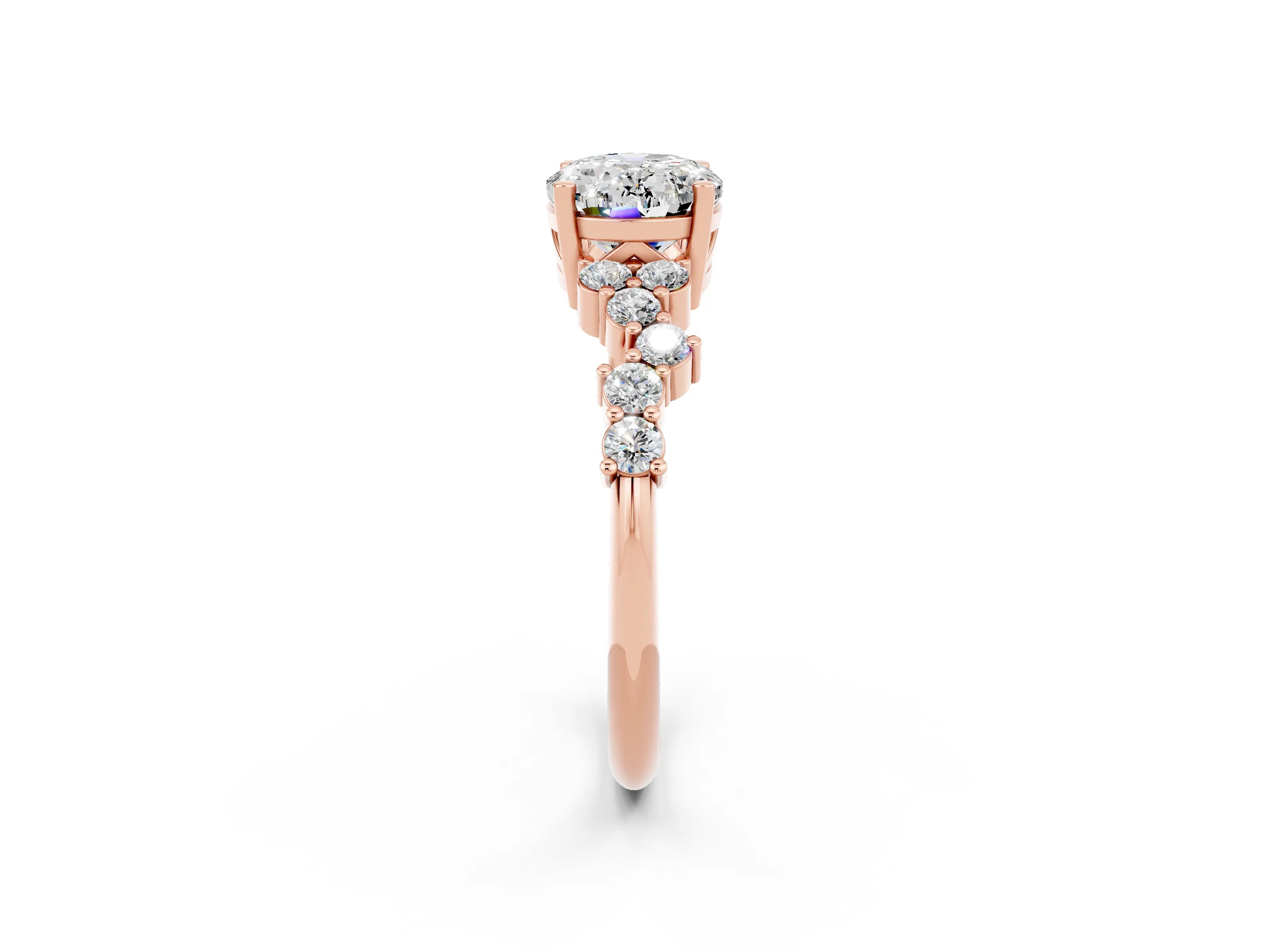 Rose gold Oval Cut Diamond Cluster Pavé Band with Four-Prong Setting_2