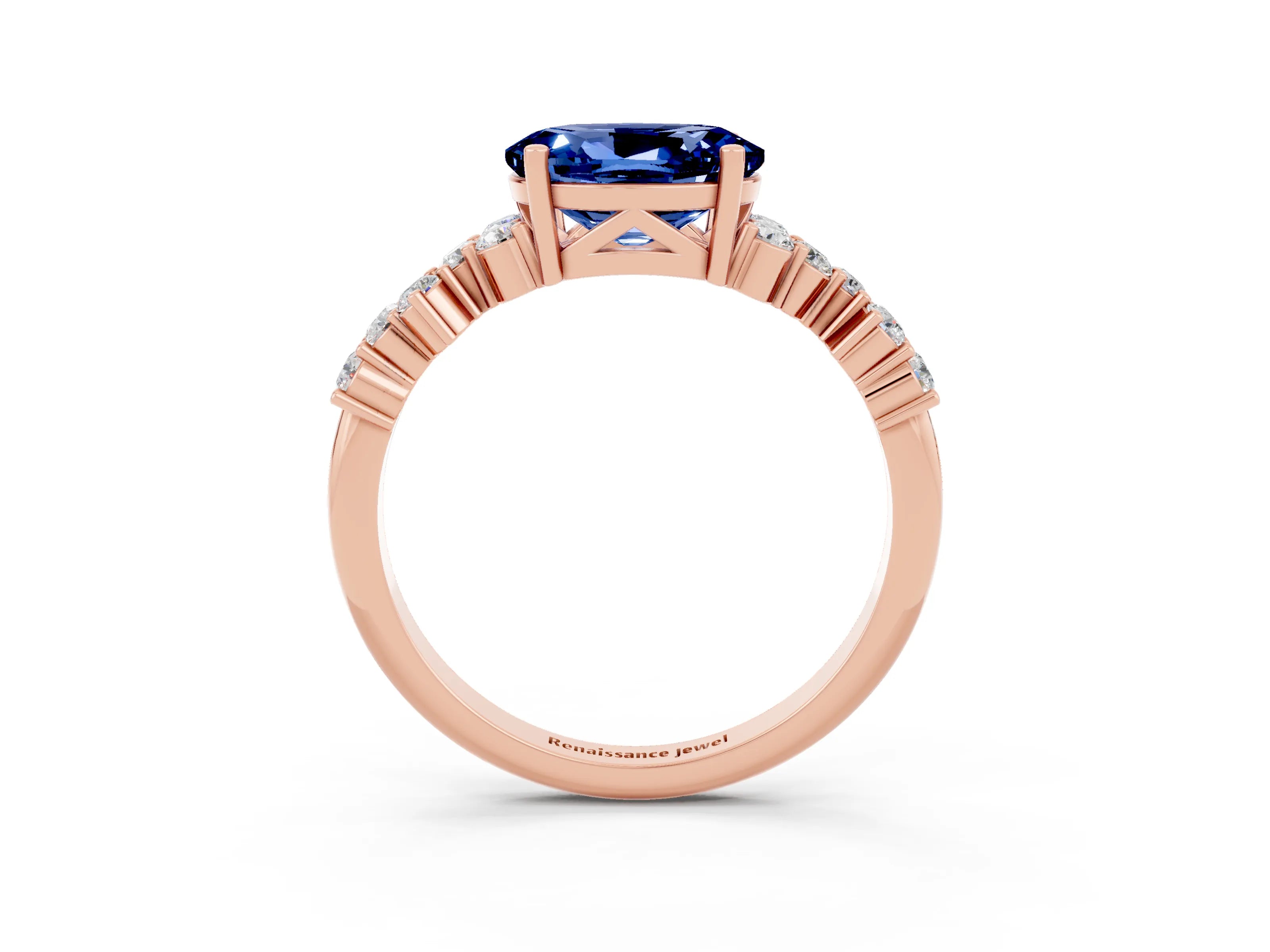 Rose gold Oval Cut Diamond Cluster Pavé Band with Four-Prong Setting_3