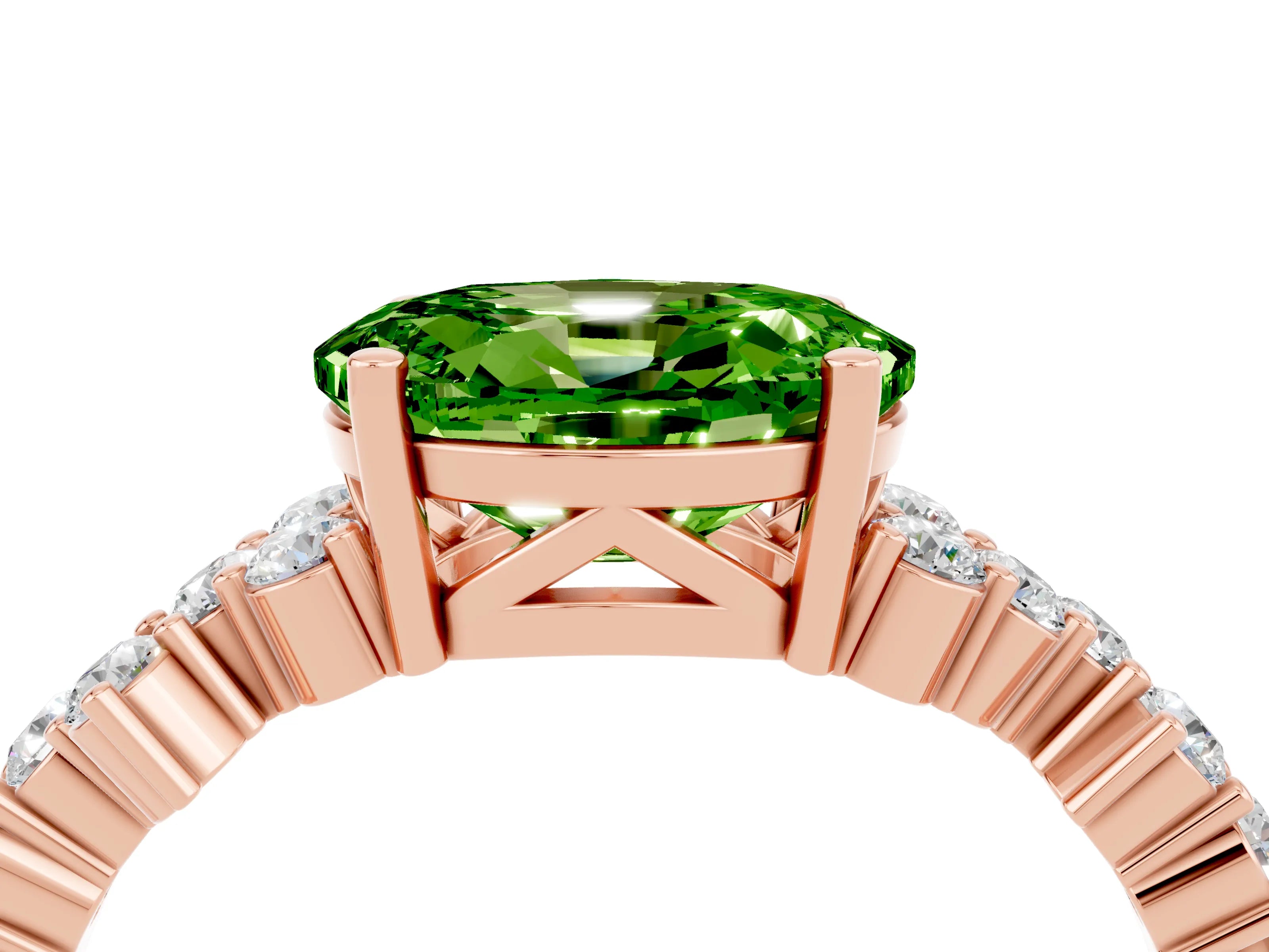 Rose gold Oval Cut Diamond Cluster Pavé Band with Four-Prong Setting_4