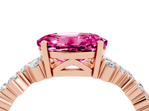 Rose gold Oval Cut Diamond Cluster Pavé Band with Four-Prong Setting_4