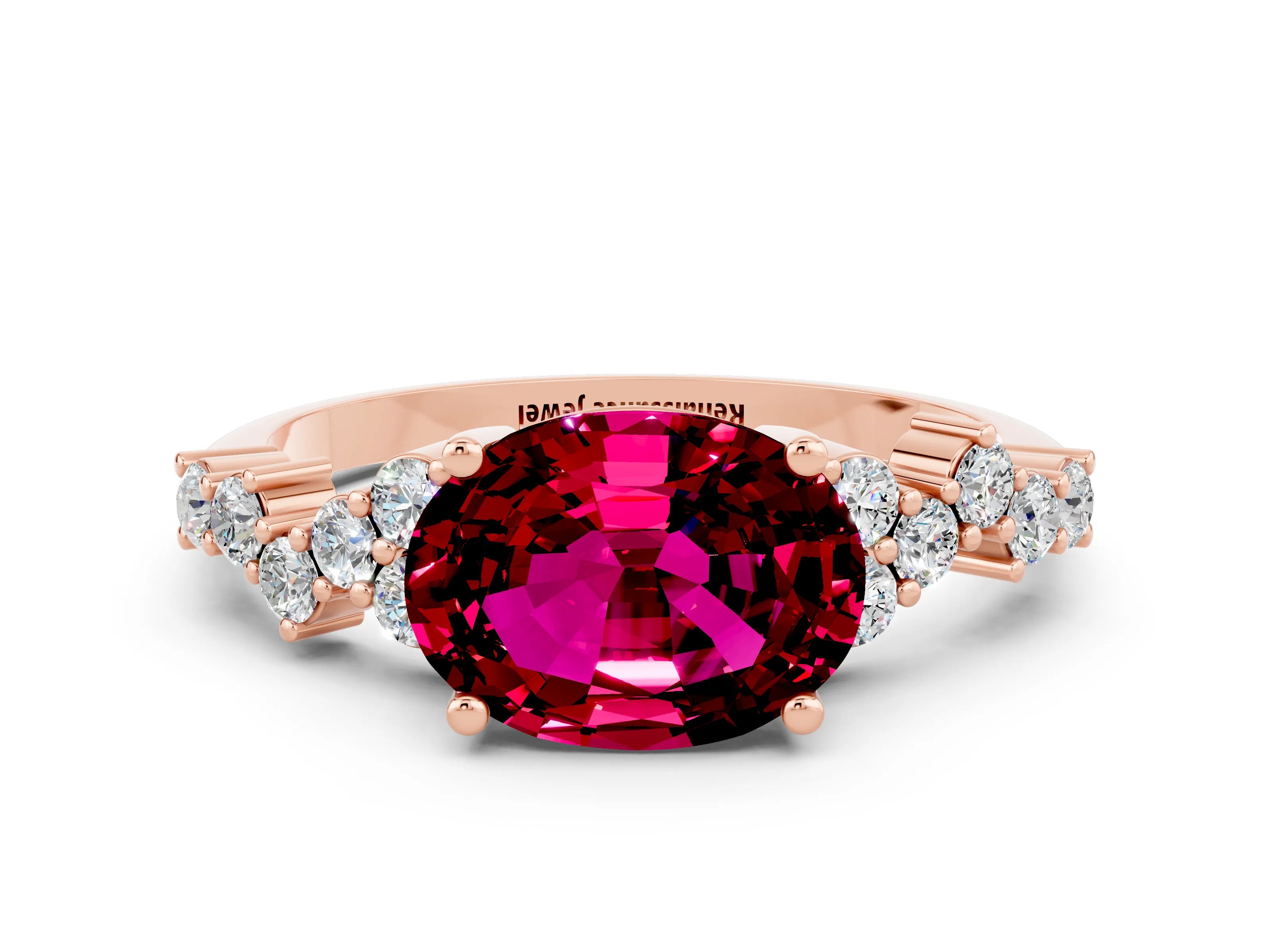 Rose gold Oval Cut Diamond Cluster Pavé Band with Four-Prong Setting