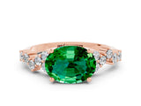Rose gold Oval Cut Diamond Cluster Pavé Band with Four-Prong Setting