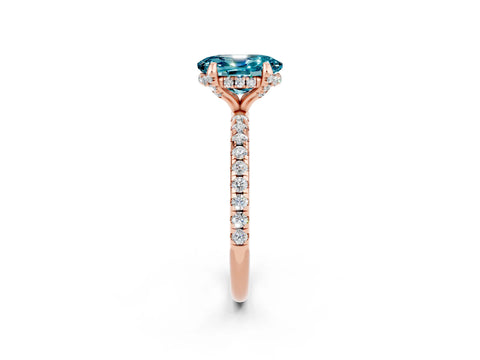 Rose gold Oval Cut Diamond Solitaire Ring with Four-Prong Setting and Pavé Band_2