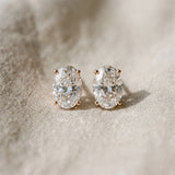 Rose gold Oval Cut Diamond Stud Earrings_408