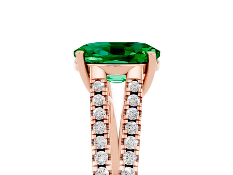 Rose gold Oval Cut Emerald Solitaire Engagement Ring with Split Shank Pavé Band_5