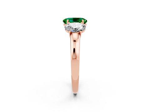 Rose gold Oval Cut Emerald Three-Stone Ring with Four-Prong Setting and Classic Band_2