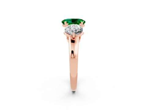 Rose gold Oval Cut Emerald Three-Stone Ring with Prong Setting and Classic Band_2