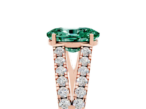 Rose gold Oval Cut Green Sapphire Split Shank Pavé Engagement Ring with Four-Prong Setting_17