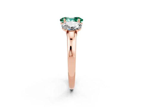 Rose gold Oval Cut Green Sapphire Three-Stone Ring with Four-Prong Setting and Classic Band_2