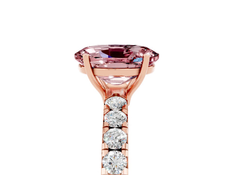 Rose gold Oval Cut Morganite Pavé Solitaire Engagement Ring with Four-Prong Setting_17