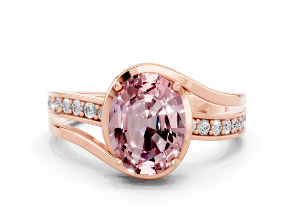 Rose gold Oval Cut Morganite Solitaire Ring with Split Shank and Prong Setting