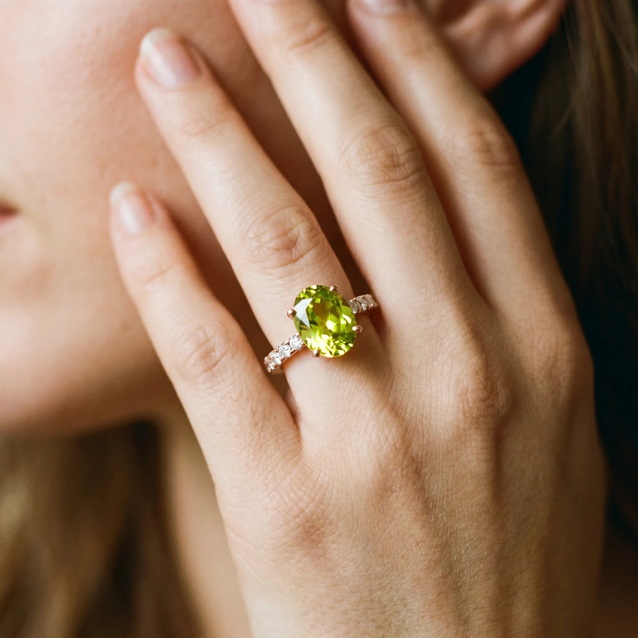Rose gold Oval Cut Peridot Solitaire Ring with Round  Pavé Band and Four-Prong Setting_32