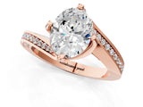 Rose gold Oval Cut Solitaire Diamond Twist Band with Pavé Setting and Four-Prong Setting_4