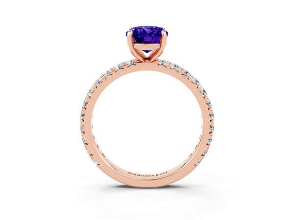 Rose gold Oval Cut Tanzanite Pavé Solitaire Ring with Round Band and Prong Setting
