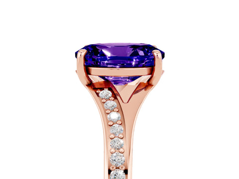 Rose gold Oval Cut Tanzanite Solitaire Ring with Pavé Band and Prong Setting_5