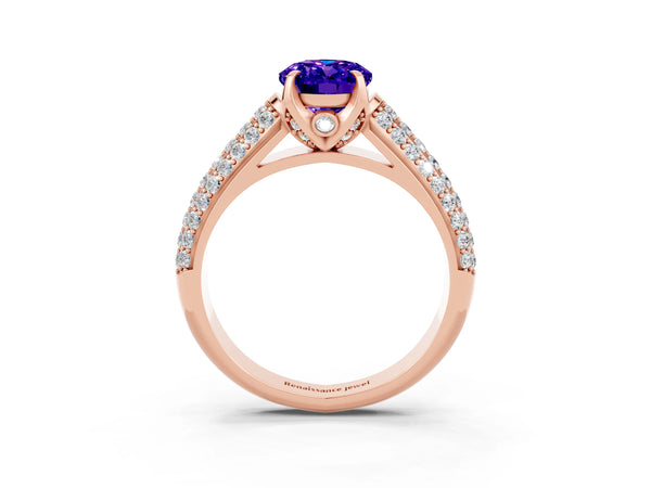 Rose gold Oval Cut Tanzanite Solitaire Ring with Three-Row Pavé Band and Four-Prong Setting