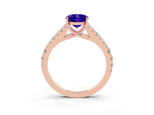 Rose gold Oval Cut Tanzanite Split Shank Pavé Engagement Ring with Four-Prong Setting