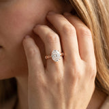 Rose gold Oval Solitaire Diamond Twisted Band with Four-Prong Setting_15
