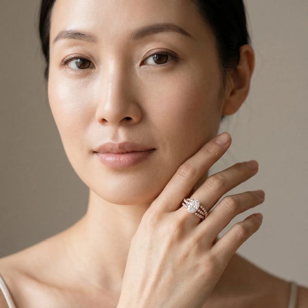 Rose gold Oval Solitaire Twist Band with Pavé Setting and Four-Prong Setting