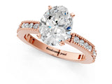 Rose gold Oval Solitaire with Pavé Band and Four-Prong Setting_323