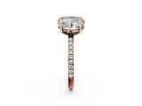 Rose gold Oval and Emerald Toi Moi Ring with Prong Setting and Pave Band 2