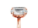 Rose gold Oval and Emerald Toi Moi Ring with Prong Setting and Plain Band 5