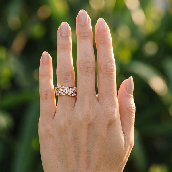Rose gold Pavé Round Diamond Crossover Band with Bead Prong Setting