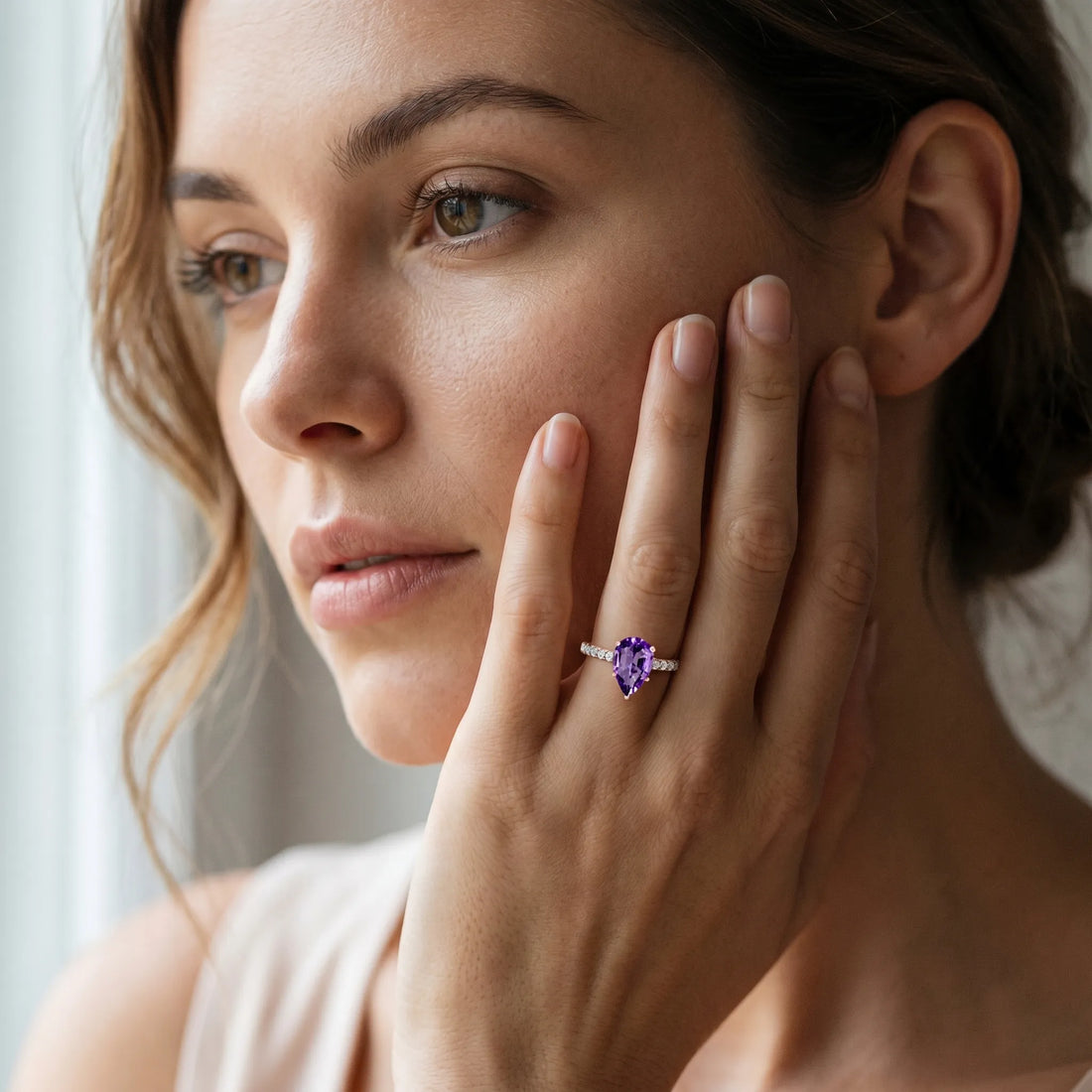 Rose gold Pear Cut Amethyst Solitaire Ring with Round  Pavé Band and Four-Prong Setting_43