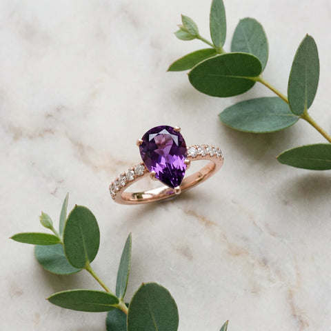 Rose gold Pear Cut Amethyst Solitaire Ring with Round  Pavé Band and Four-Prong Setting_45