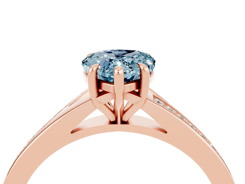 Rose gold Pear Cut Aquamarine Solitaire Ring with Pavé Band and Prong Setting_4