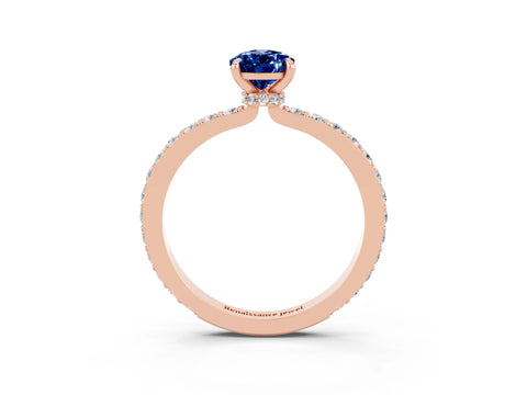 Rose gold Pear Cut Blue Sapphire Solitaire Engagement Ring with Pavé Band and Four-Prong Setting_3