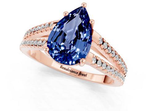 Rose gold Pear Cut Blue Sapphire Solitaire Engagement Ring with Split Shank Pavé Band_1