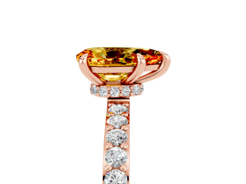 Rose gold Pear Cut Citrine Solitaire Engagement Ring with Pavé Band and Four-Prong Setting_5