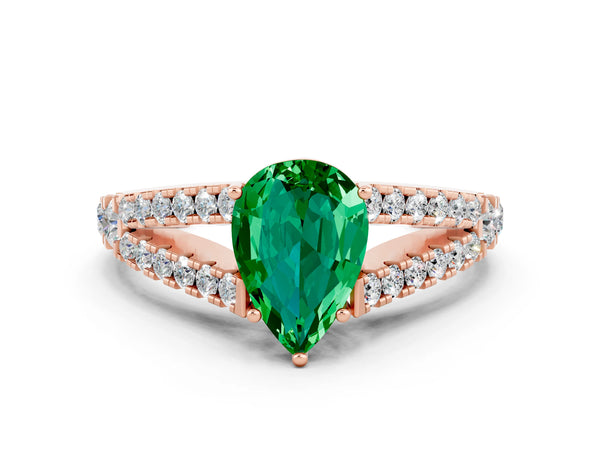 Rose gold Pear Cut Emerald Split Shank Engagement Ring with Round Pavé and Prong Setting