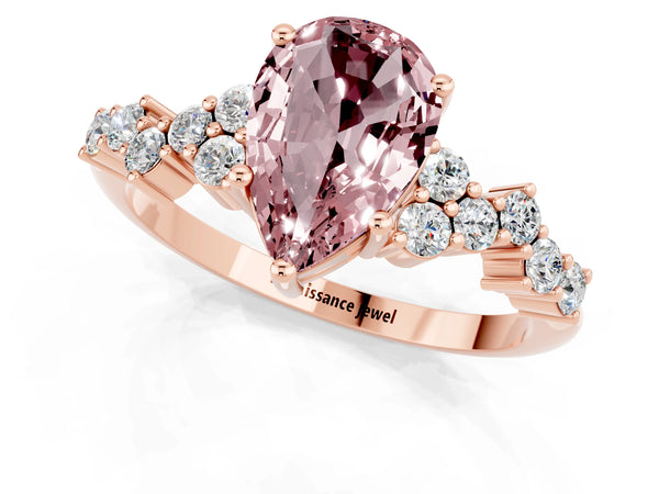 Rose gold Pear Cut Diamond Cluster Pavé Band with Four-Prong Setting