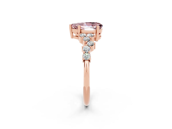 Rose gold Pear Cut Diamond Cluster Pavé Band with Four-Prong Setting