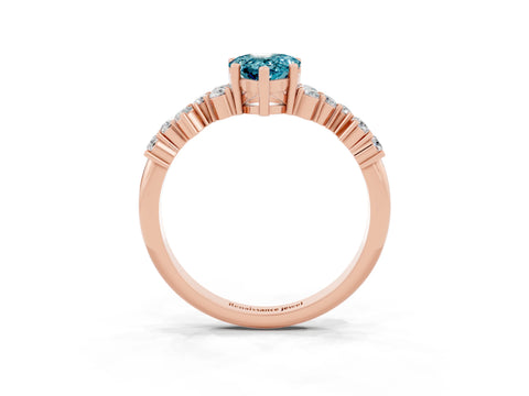 Rose gold Pear Cut Diamond Cluster Pavé Band with Four-Prong Setting_3